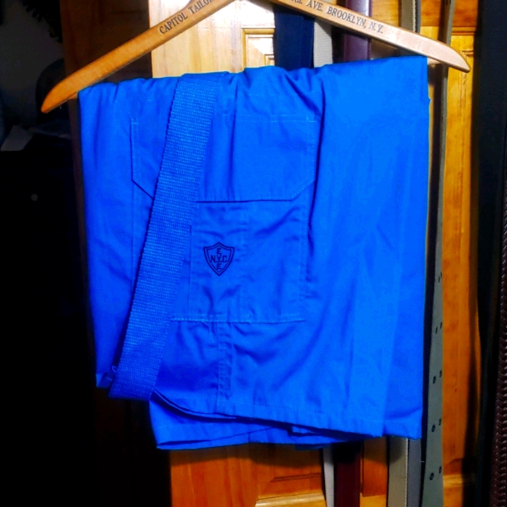 Men shorts and matching belt